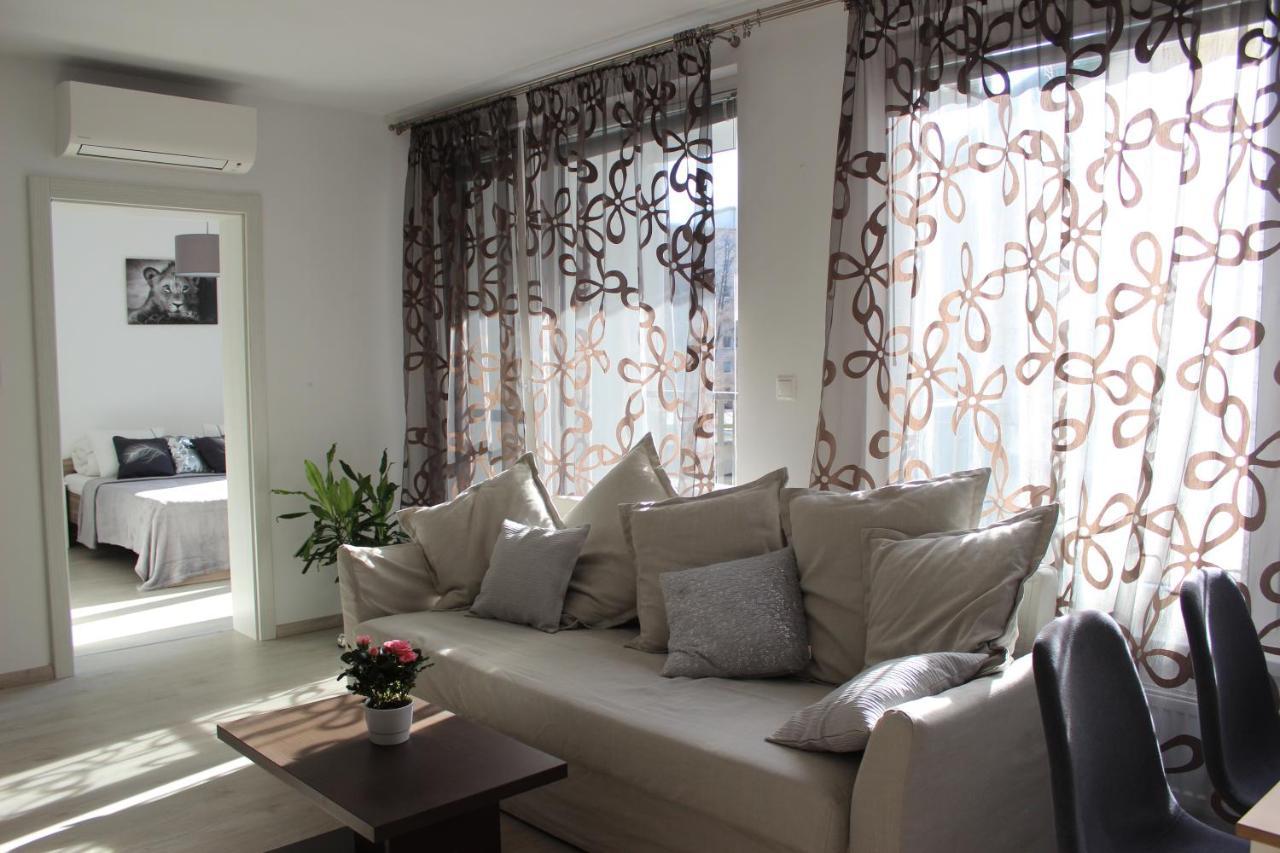 Leo Apartment Free Parking - Augusta Bratislava Ngoại thất bức ảnh