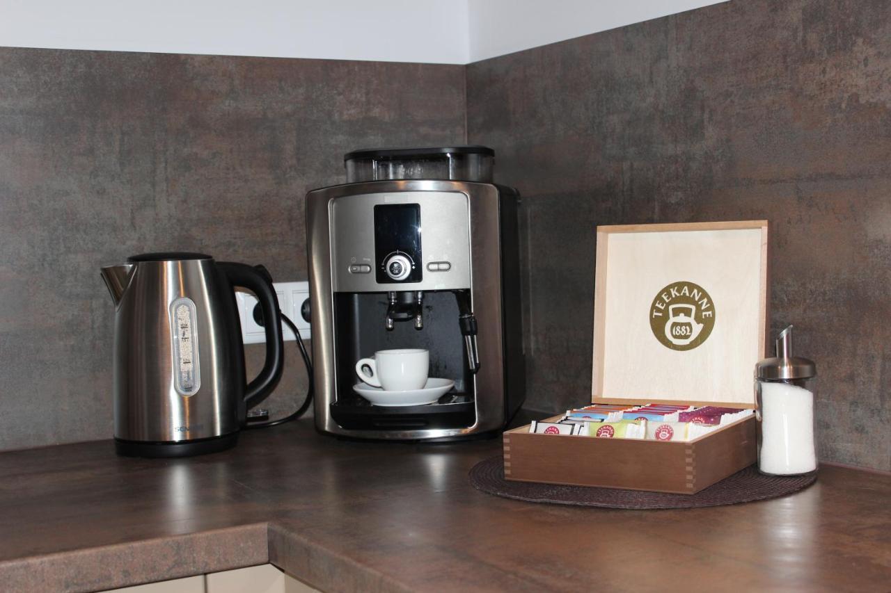 Leo Apartment Free Parking - Augusta Bratislava Ngoại thất bức ảnh
