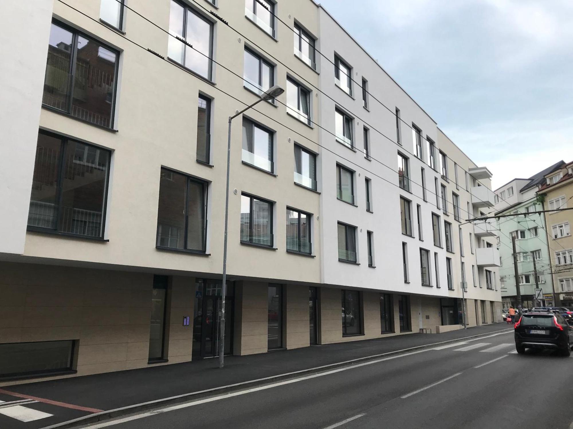 Leo Apartment Free Parking - Augusta Bratislava Ngoại thất bức ảnh